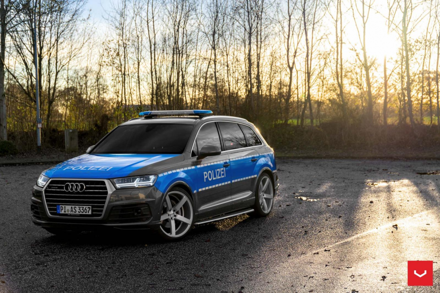 Audi Q7 | SQ7   CV3-R