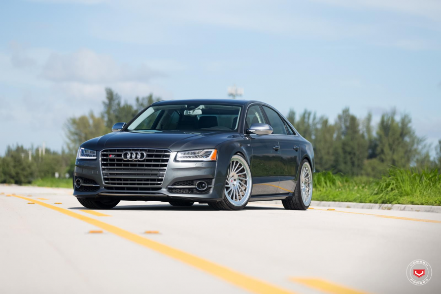 Audi A8 | S8   LC106T