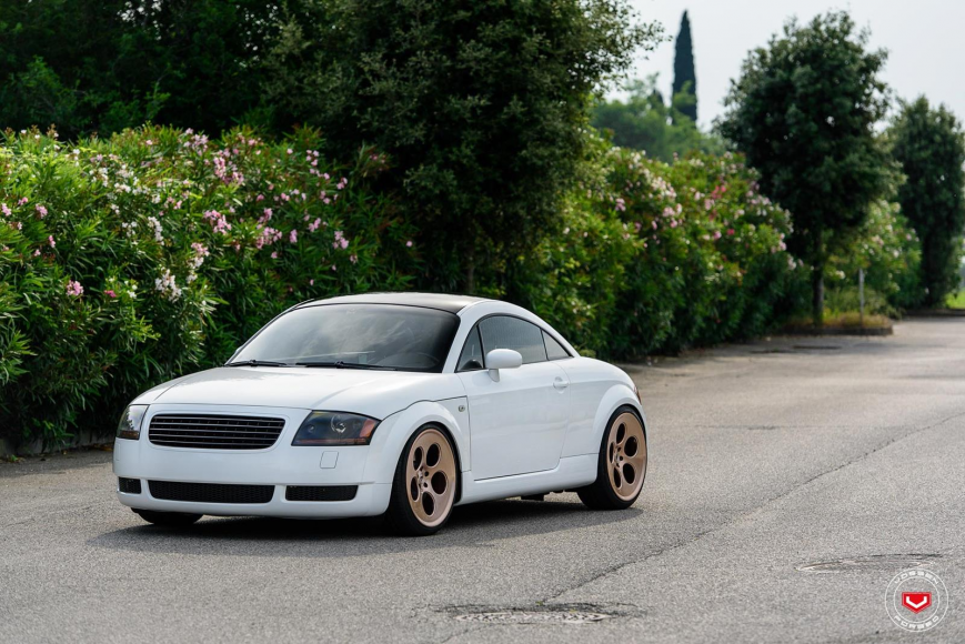 Audi TT   LC103
