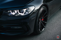 ���� ������� Vossen: BMW 5-Series �� ������ Vossen CG-203