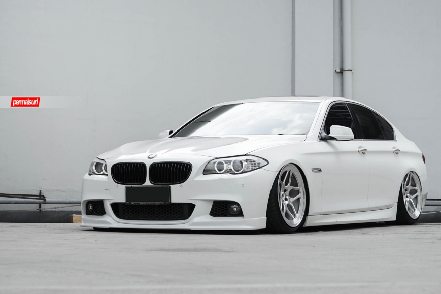 BMW 5 Series | M5   LC104