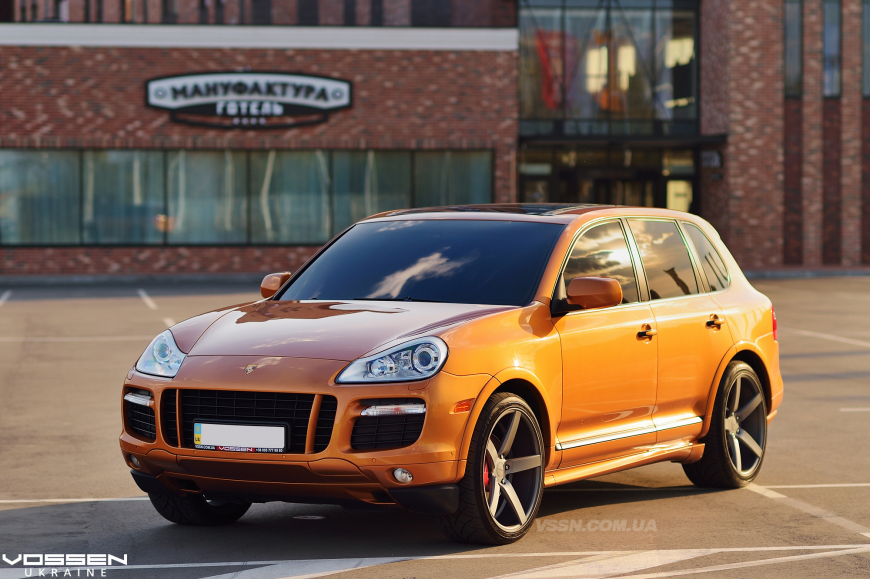 Porsche Cayenne   CV3