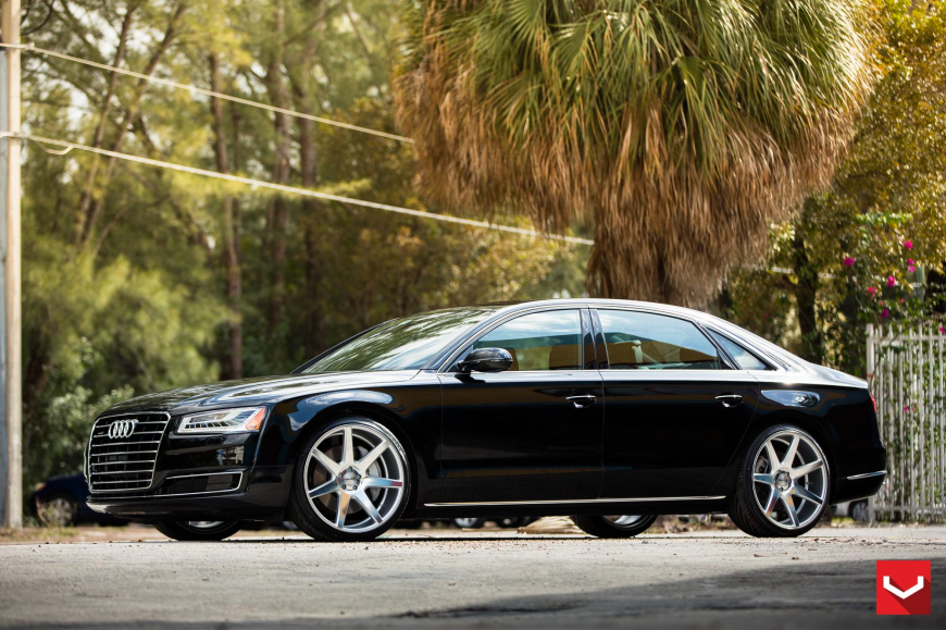 Audi A8 | S8   CV7