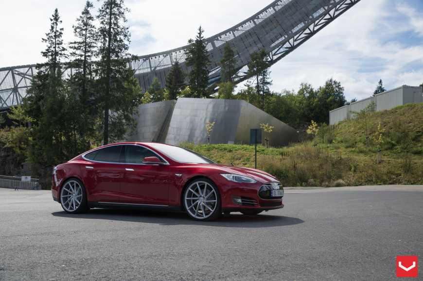 Tesla Model S   CVT