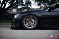   Vossen: Chrysler 300C   Vossen LC-102