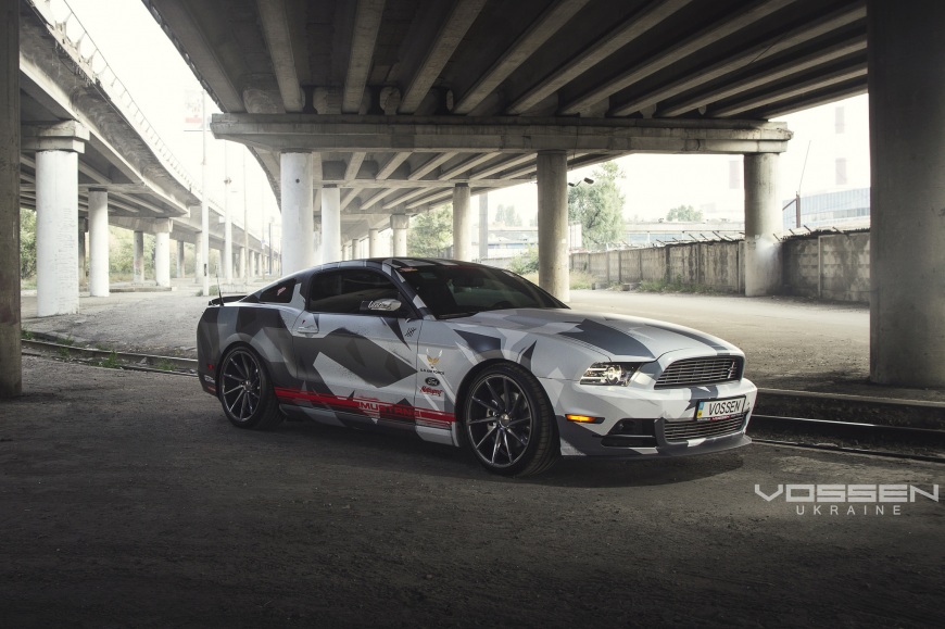 Ford Mustang   CVT