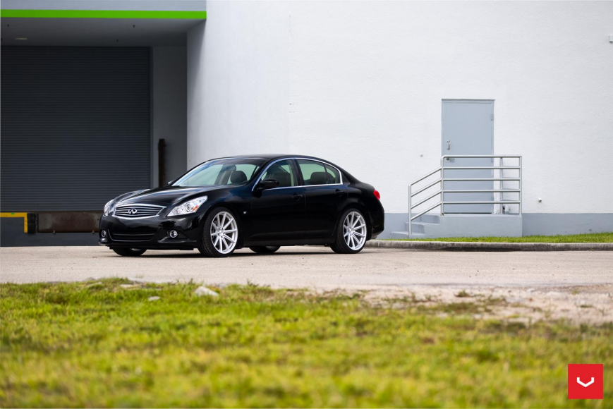 Infiniti G37   VFS10