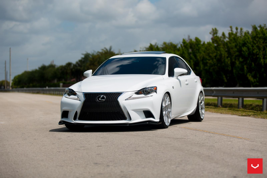 Lexus IS   VFS6