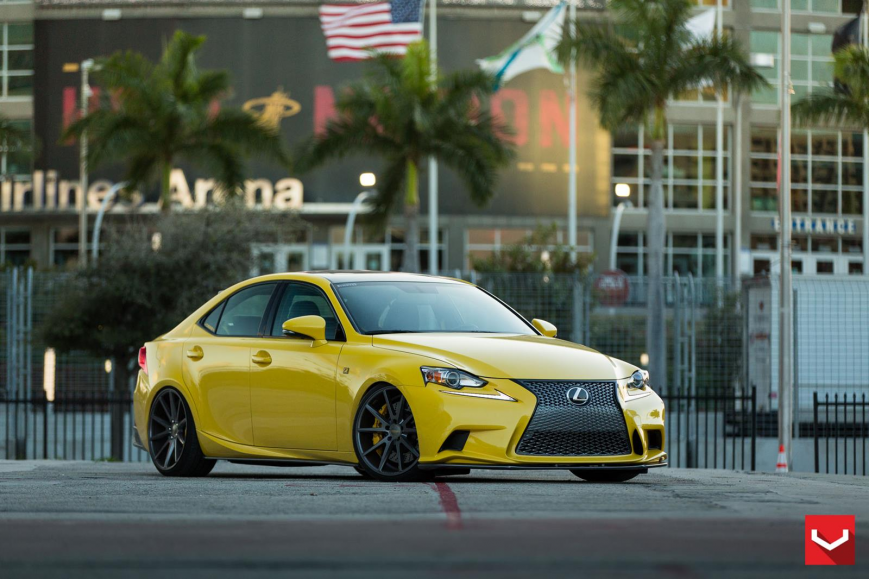 Lexus IS   VFS1