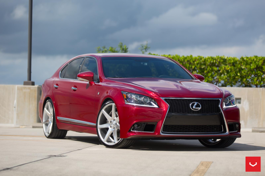 Lexus LS   CV7