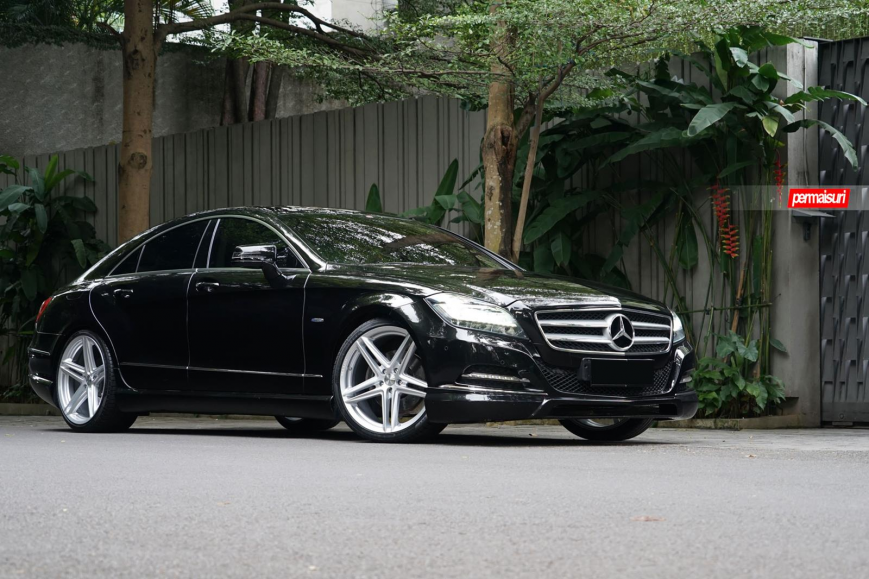 Mercedes Benz CLS   VFS5