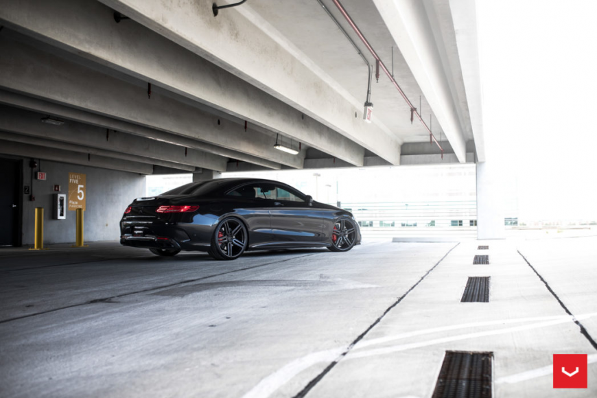 Mercedes Benz S63 Coupe   