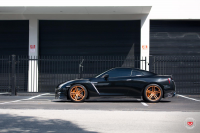 ���� ������� Vossen: Nissan GTR �� ������ Vossen CG-202