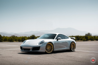 ���� ������� Vossen: Porsche 911 �� ������ Vossen LC-105T