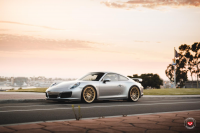 ���� ������� Vossen: Porsche 911 �� ������ Vossen LC-105T