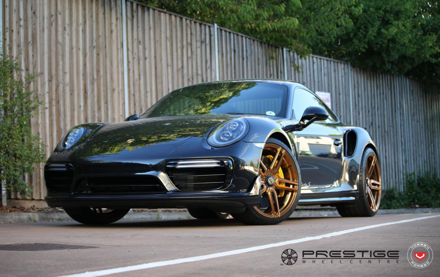 Porsche 911   HC-1