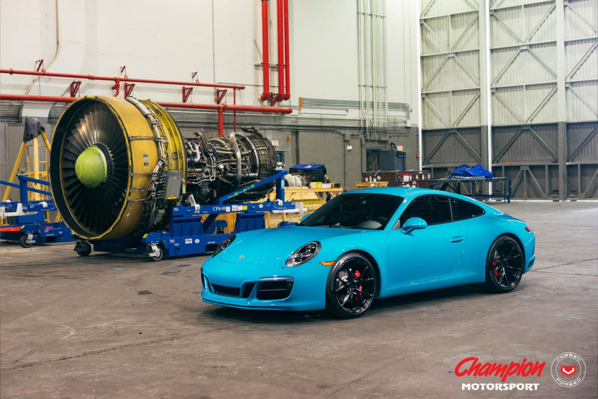 Porsche 911   