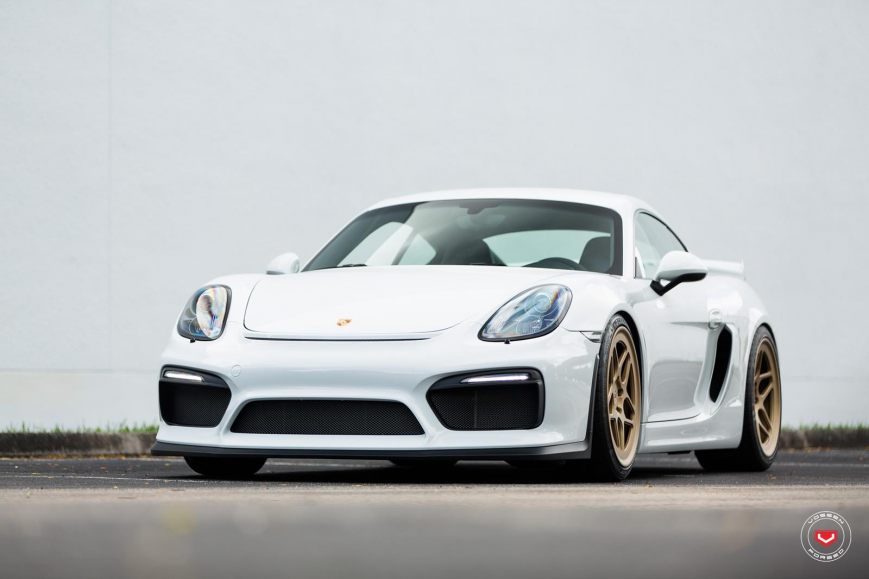 Porsche 911   LC104