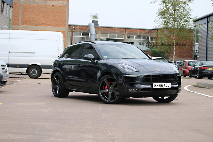 Porsche Macan   CV3-R
