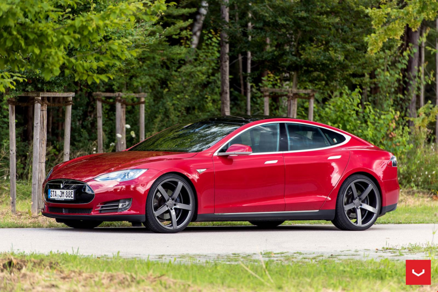 Tesla Model S   CV3-R