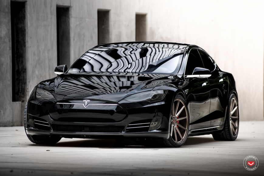 Tesla Model S   VPS310