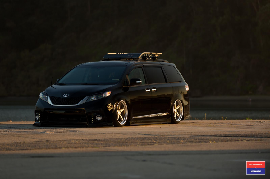 Toyota Sienna   VWS3