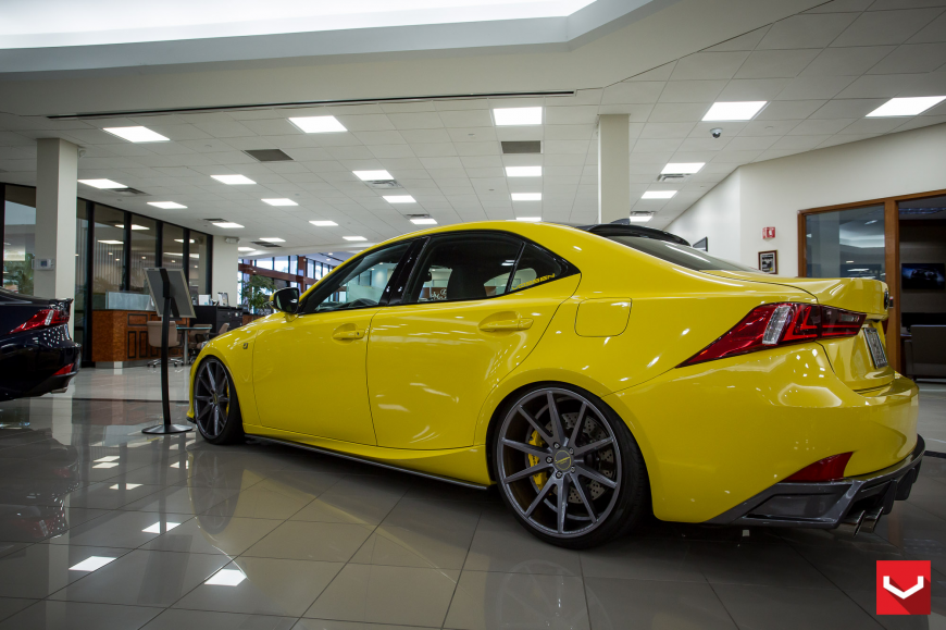 Lexus IS   VFS1