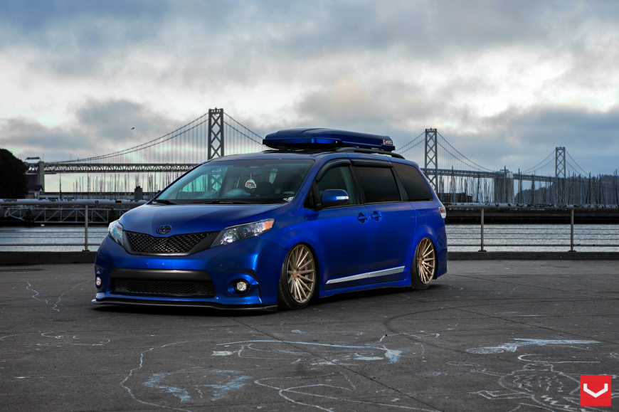 Toyota Sienna   VFS2