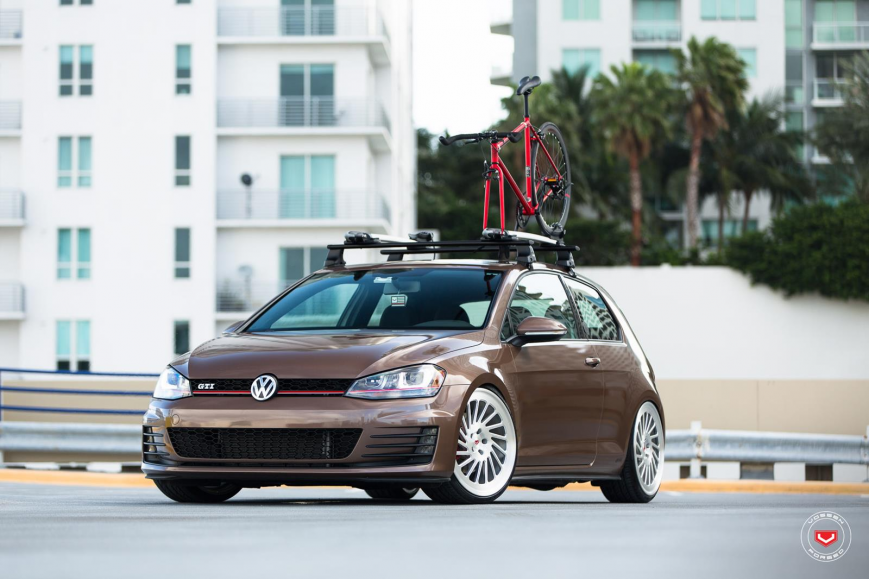 Volkswagen Golf   LC106T