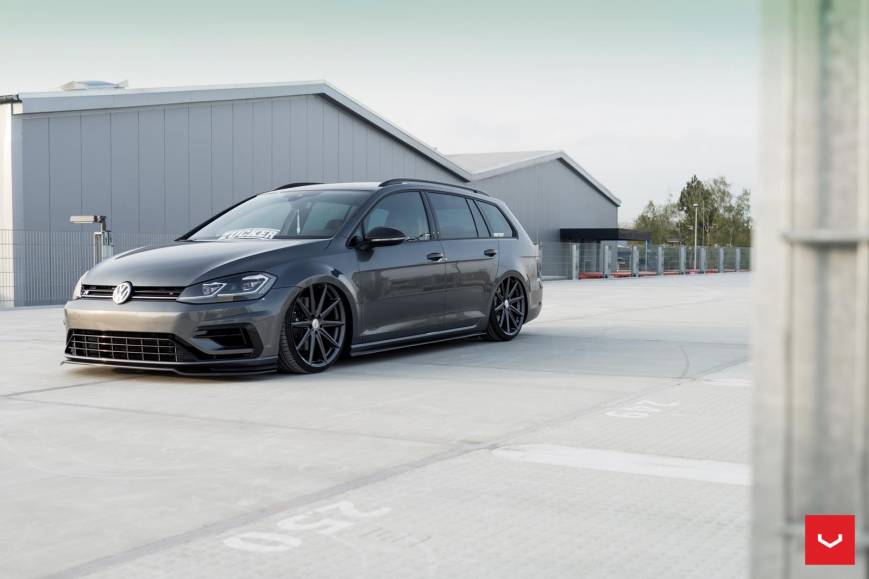 Volkswagen Golf   VFS10
