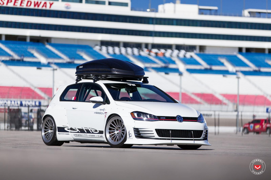 Volkswagen Golf   LC106
