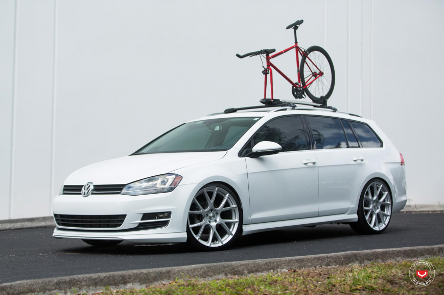Volkswagen Golf   VFS6