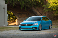 Фото галерея Vossen: Volkswagen Passat на дисках Vossen LC-106T