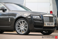   Vossen: Rolls Royce Ghost   Vossen CV4